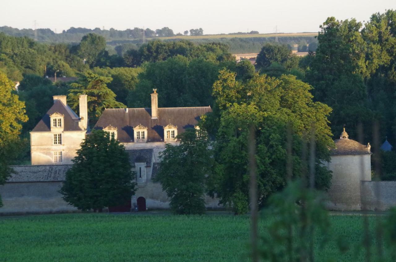 Au Grain D'Orge Villa Echire Bagian luar foto