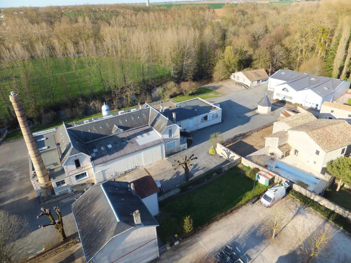 Au Grain D'Orge Villa Echire Bagian luar foto